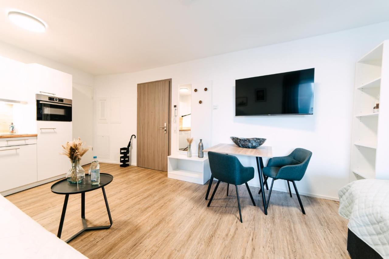 Zentrahome - Zentral Outlet Business Smarttv Balkon Metzingen  Exterior foto